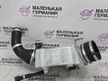 интеркулер BMW 6 серия F06/F12/F13 2012, 4.4 л., N63 B44 B, бензин, АКПП, alpinweiss 3 (300), хетчбэк 5 дв., задний привод, правый руль, 17517575406, 17127589442, 7575402, 7599042, 7575408 - фото №3