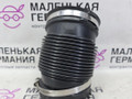 патрубок воздушного фильтра BMW M5 F10 2012, 4.4 л., S63 B44 B, бензин, робот, 300 alpinweiss 3, седан, задний привод, правый руль, 13717843279, 7843279 - фото №4