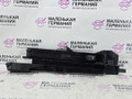 кронштейн радиатора BMW X5 F15 2013, 3.0 л., N57 D30 A, дизель, АКПП, 300 alpinweiss iii, полный привод, правый руль, 17118572189, 17117799762, 7799762, 8572189 - фото №2