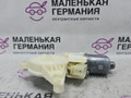 моторчик стеклоподъемника передний правый Mercedes-Benz E-Класс W212/S212/C207/A207 W212 2012, 1.8 л., M 271.860, бензин, АКПП, 040 черный, седан, задний привод, правый руль, A2048200242 - фото №4