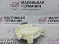 моторчик стеклоподъемника передний правый Mercedes-Benz E-Класс W212/S212/C207/A207 W212 2012, 1.8 л., M 271.860, бензин, АКПП, 040 черный, седан, задний привод, правый руль, A2048200242 - фото №3