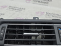 дефлектор обдува салона BMW 6 серия F06/F12/F13 2013, 4.4 л., N63 B44 B, бензин, black sapphire metallic (475), 64229197489, 16828110, 49197489 - фото №3