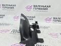 воздуховод (дефлектор) радиатора Volkswagen Golf GTI 6 поколение 2011, 2.0 л., CCZB, бензин, робот, b4/b9a белый, хетчбэк 5 дв., передний привод, правый руль, 5K0121283E - фото №3