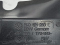 воздуховод (дефлектор) радиатора Volkswagen Golf GTI 6 поколение 2011, 2.0 л., CCZB, бензин, робот, b4/b9a белый, хетчбэк 5 дв., передний привод, правый руль, 5K0121283E - фото №7