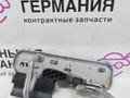 захватный крюк капота Volkswagen Golf GTI 6 поколение 2011, 2.0 л., CCZB, бензин, робот, b4/b9a белый, хетчбэк 5 дв., передний привод, правый руль, 1Q0823480 - фото №4