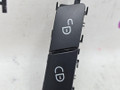 Кнопка блокировки двери Mercedes-Benz GLA-Класс X156 2014, 2.0 л., M 270.920, бензин, робот, белый calcite white (650u), хетчбэк 5 дв., полный привод, правый руль, A20490585029107, A2049058502 - фото №2