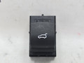 кнопка открытия багажника BMW X4 F26 2014, 2.0 л., N20 B20 A, бензин, АКПП, 475 black sapphire metallic, полный привод, правый руль, 61319303662, 9303662 - фото №2