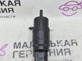 насос (моторчик) омывателя стекла BMW X5 F15 2013, 3.0 л., N57 D30 A, дизель, АКПП, 300 alpinweiss iii, полный привод, правый руль, 67127388349, 7317395 - фото №5