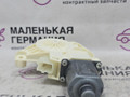 моторчик стеклоподъемника задний правый Mercedes-Benz E-Класс W212 [рестайлинг] W212 2014, 2.0 л., M 274.920, бензин, АКПП, 149 u белый, седан, задний привод, правый руль, A2048200642, 0130822504 - фото №7