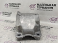 кронштейн двигателя Mercedes-Benz GLA-Класс X156 2014, 2.0 л., M 270.920, бензин, робот, белый calcite white (650u), хетчбэк 5 дв., полный привод, правый руль, A2702230138 - фото №4