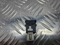 разъем AUX / USB BMW 5 серия G30/G31 G30 2018, 2.0 л., B48 B20 A, бензин, АКПП, a96 mineral-weiss metallic, седан, задний привод, правый руль, 84109229294, 9229294 - фото №8