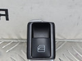 кнопка стеклоподъемника двери задней левой Mercedes-Benz GLA-Класс X156 2014, 2.0 л., M 270.920, бензин, робот, белый calcite white (650u), хетчбэк 5 дв., полный привод, правый руль, A2049058102 - фото №2
