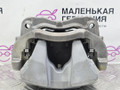 суппорт передний правый BMW 5 серия G30/G31 G30 2017, 2.0 л., B47 D20 A, дизель, АКПП, black sapphire metallic (475), седан, задний привод, правый руль, 34106872800, 6872800, 34106882256, 6882256 - фото №4
