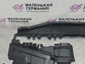воздуховод (дефлектор) радиатора Mercedes-Benz E-Класс W212 [рестайлинг] W212 2013, 2.0 л., M 274.920, бензин, АКПП, 775 iridiumsilber, седан, задний привод, правый руль, A2125052930, A2125054630 - фото №4