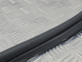 уплотнитель BMW 5 серия G30/G31 G30 2017, 2.0 л., B47 D20 A, дизель, АКПП, black sapphire metallic (475), седан, задний привод, правый руль, 51767442715, 7442715, 7366401 - фото №6