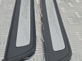 комплект накладок на пороги (внутренние) BMW 5 серия G30/G31 G30 2017, 2.0 л., B48 B20 A, бензин, АКПП, b65 jatoba brown metallic, седан, задний привод, правый руль, 51477405774, 7405774, 51477390217, 7390217, 51477390218, 7390218 - фото №43