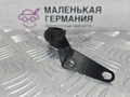 кронштейн (крепление) BMW 5 серия G30/G31 G30 2017, 2.0 л., B47 D20 A, дизель, АКПП, black sapphire metallic (475), седан, задний привод, правый руль, 17128619737, 8619737 - фото №2