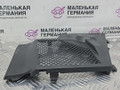 водосток планки обтекателя (жабо) прав. Mercedes-Benz C-Класс W205/S205/C205 W205.042 2014, 2.0 л., M 274.920, бензин, АКПП, 755 серый, седан, задний привод, правый руль - фото №5