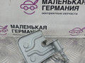 кронштейн глушителя Mercedes-Benz C-Класс W204 [рестайлинг] W204.048 2012, 1.8 л., M 271.860, бензин, АКПП, 149 белый, седан, задний привод, правый руль, A2044920741 - фото №2