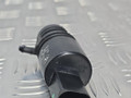 насос (моторчик) омывателя стекла BMW X4 F26 2014, 2.0 л., N20 B20 A, бензин, АКПП, 475 black sapphire metallic, полный привод, правый руль, 67128362154, 8362154 - фото №8