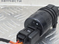 насос (моторчик) омывателя стекла BMW X5 F15 2014, 3.0 л., N57 D30 A, дизель, АКПП, белый, полный привод, правый руль, 67127388349, 7388349, 8373328, 8364516 - фото №7