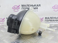 бачок расширительный Mercedes-Benz E-Класс W212 [рестайлинг] W212 2013, 2.0 л., M 274.920, бензин, АКПП, 775 iridiumsilber, седан, задний привод, правый руль, A2045000549, A0225452726 - фото №4