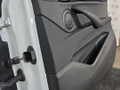 обшивка двери передняя правая BMW X1 F48 2019, 1.5 л., B38 A15 A, бензин, робот, белый, передний привод, правый руль, 51417438052, 7438052 - фото №6