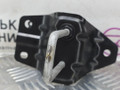 захватный крюк капота BMW X1 F48 2019, 1.5 л., B38 A15 A, бензин, робот, белый, передний привод, правый руль, 51237435104, 7435104 - фото №7