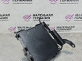 кронштейн блока управления Audi A4 B9 2017, 2.0 л., CVKB, бензин, АКПП, 2y/s9r белый металлик, седан, передний привод, правый руль, 8W0907647A - фото №2