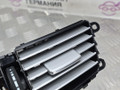дефлектор обдува салона Mercedes-Benz E-Класс W212/S212/C207/A207 W212 2012, 1.8 л., M 271.860, бензин, АКПП, 040 черный, седан, задний привод, правый руль, A2128302854 - фото №3