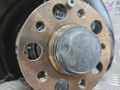кулак поворотный левый Mercedes-Benz E-Класс W212/S212/C207/A207 W212 2012, 1.8 л., M 271.860, бензин, АКПП, 040 черный, седан, задний привод, правый руль, A2124201144, A2123320700, A2123300025 - фото №3