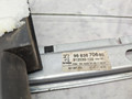 стеклоподъемник электрический задний правый Peugeot 5008 1 поколение (2009 - 2013), 2.0 л., дизель, МКПП, минивэн, 9683670680 - фото №3