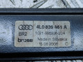 стеклоподъемник электрический задний левый Audi Q7 4L 2006, 3.0 л., TDi, BUG, дизель, АКПП, бежево-серый, внедорожник 5 дв., полный привод, правый руль, 4L0959801B, 4L0839461A - фото №7