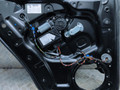 стеклоподъемник электрический задний левый Volkswagen Touareg 1 поколение [рестайлинг] 2007, 2.5 л., TDi, BPE, дизель, АКПП, чёрный, внедорожник 5 дв., полный привод, правый руль, 3D0959795E, 7L6959703 - фото №4