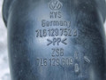 патрубок воздушного фильтра Volkswagen Touareg 1 поколение [рестайлинг] 2007, 2.5 л., TDi, BPE, дизель, АКПП, чёрный, внедорожник 5 дв., полный привод, правый руль, 7L6129752B, 7L6129609C - фото №4