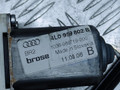 стеклоподъемник электрический задний правый Audi Q7 4L 2006, 3.0 л., TDi, BUG, дизель, АКПП, бежево-серый, внедорожник 5 дв., полный привод, правый руль, 4L0959802B, 4L0839462A - фото №4