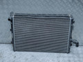 радиатор (основной) Skoda Octavia 2 поколение (A5) [рестайлинг] 2012, 1.6 л., TDi, дизель, 6МКПП, серый, передний привод, правый руль, 1K0121251DD - фото №5