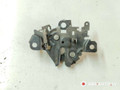 замок капота Toyota RAV4 3 поколение (XA30) [рестайлинг] 2010, 2.2 л., 2AD-FTV, дизель, МКПП, внедорожник 5 дв. - фото №2