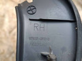 обшивка багажника Toyota Corolla Verso 2 поколение AR10 [рестайлинг] 2007, 2.2 л., 2AD-FTV, дизель, МКПП, минивэн, 679380F010 - фото №3