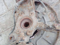 ступица передняя правая Volkswagen Caddy 3 поколение 2008, 1.9 л., BJB, дизель, МКПП, белый - фото №2