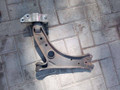 рычаг передний правый Volkswagen Caddy 3 поколение 2008, 1.9 л., BJB, дизель, МКПП, белый - фото №2