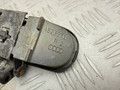ручка наружная Audi A6 4B/C5 2000, 2.5 л., AKE, дизель, МКПП, седан, полный привод, 4B2837886A - фото №4