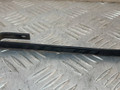 щеткодержатель задний Mitsubishi Carisma 1 поколение [рестайлинг] 2003, 1.6 л., 4G92 (DOHC 16V), бензин, МКПП, серебро, хетчбэк 5 дв., передний привод - фото №2