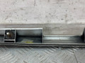 накладка подсветки номера Mitsubishi Carisma 1 поколение [рестайлинг] 2003, 1.6 л., 4G92 (DOHC 16V), бензин, МКПП, серебро, хетчбэк 5 дв., передний привод, XP361227E - фото №5
