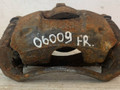 суппорт передний правый Toyota Aygo 1 поколение AB10 [рестайлинг] 2010, 1.0 л., 1KR-FE, бензин, МКПП, красный, хетчбэк 5 дв., передний привод - фото №2