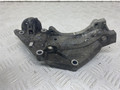 кронштейн генератора Peugeot 407 1 поколение 2006, 2.0 л., HDi, RHR (DW10BTED4), дизель, 6МКПП, черный, передний привод, 9650034280 - фото №3