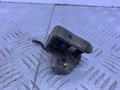 ответная часть (скоба) замка двери Ford Focus 1 поколение [рестайлинг] 2004, 1.8 л., бензин, 5МКПП, серый, универсал, передний привод, 2M51F21082AA - фото №4