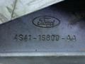 петля капота правая Ford Focus 1 поколение [рестайлинг] 2004, 1.8 л., бензин, 5МКПП, серый, универсал, передний привод, 4S4116800AA - фото №6