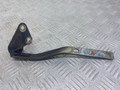 петля капота правая Skoda Octavia 1 поколение (A4) [рестайлинг] 1U 2001, 2.0 л., AQY, бензин, 5МКПП, черный, универсал, передний привод, 1U0823302 - фото №3