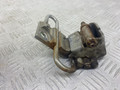 петля двери Volkswagen Bora 1 поколение 1J2 (1998 - 2005), 1.6 л., BCB, бензин, МКПП, серебро, седан, передний привод, 4B0831411B - фото №2